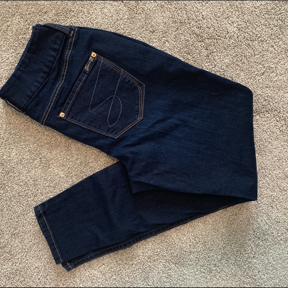 SEVEN skinny jeans.